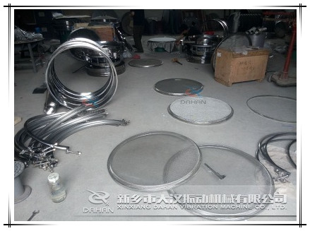 全不銹鋼振動篩生產車間 全不銹鋼振動篩生產車間